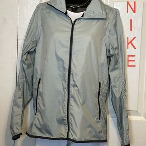 Nike | Lux Convertible (Jacket-Vest) Iridescent Run  Vent Light - Women’s Medium